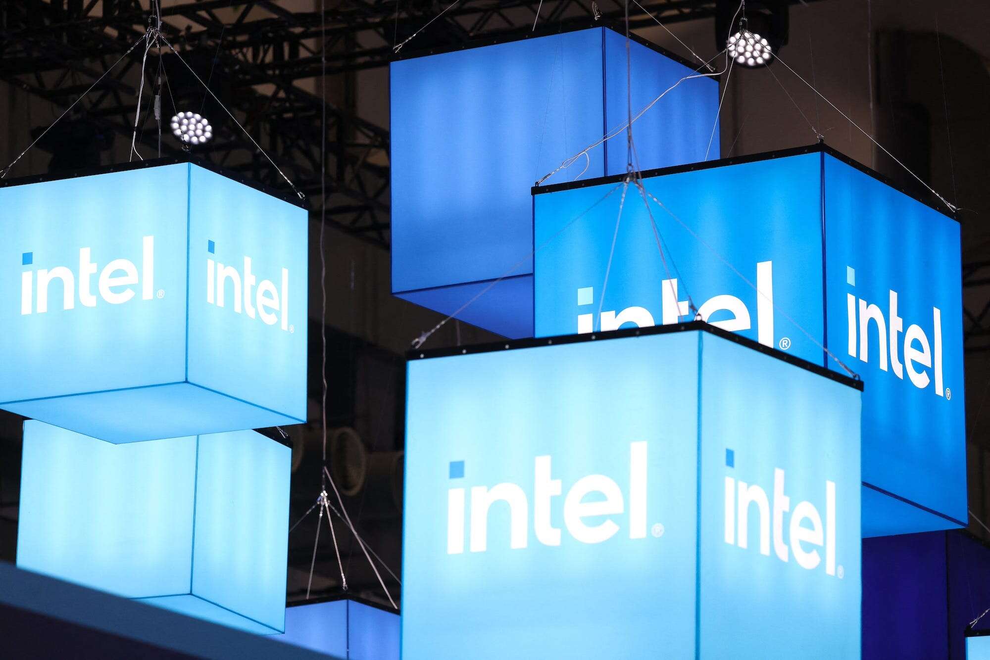 Intel is in talks to get an investment of up to $5 billion from Apollo, report says 