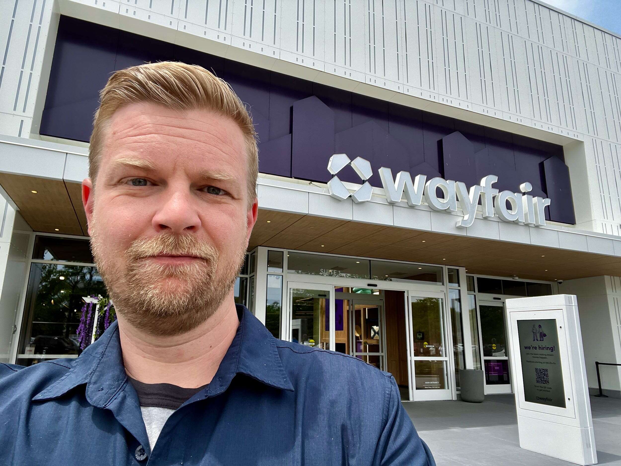 I visited Wayfair's first-ever physical store in Chicago. Take a look.