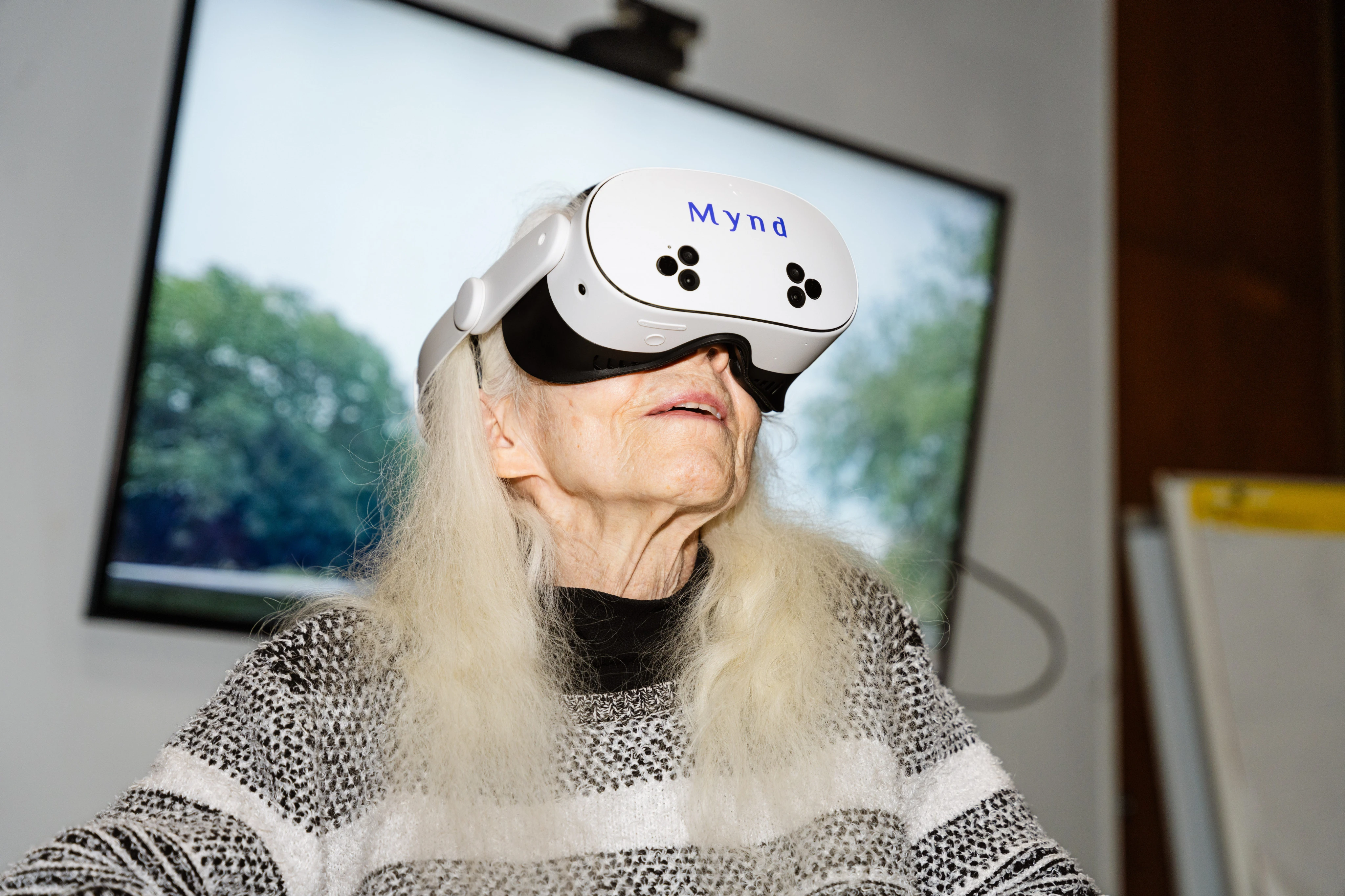 She fell in her 80s and lives in a nursing home. A VR headset is giving her hope.
