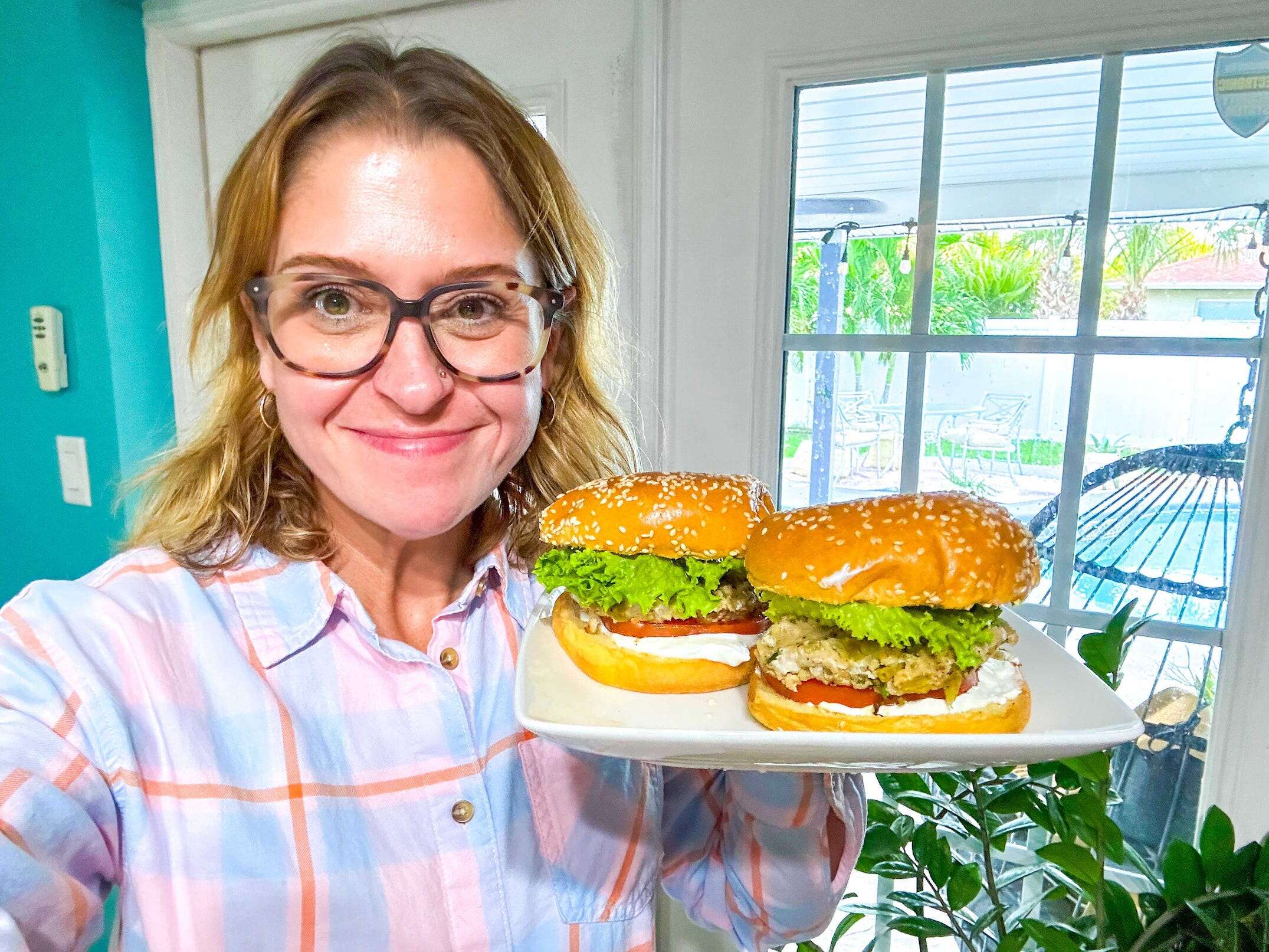 I tried Martha Stewart's green-chile chicken burgers. The recipe only called for 6 ingredients but was anything but simple to make.