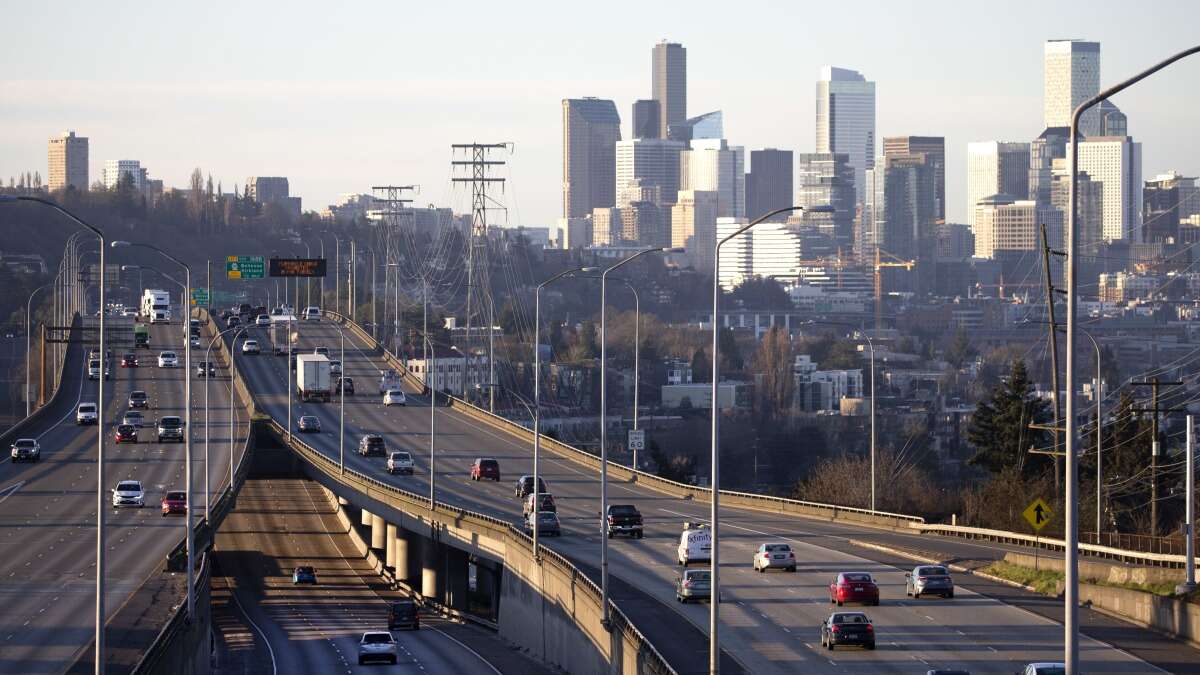 Man charged with assault in random shootings on Seattle freeway