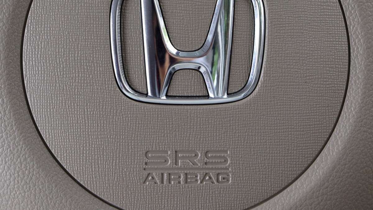 U.S. reports 28th death caused by exploding Takata airbag inflators that spew shrapnel