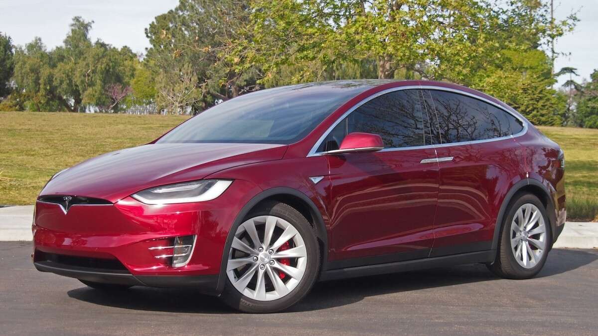 Tesla recalls more than 9,000 2016 Model X SUVs over roof trim piece