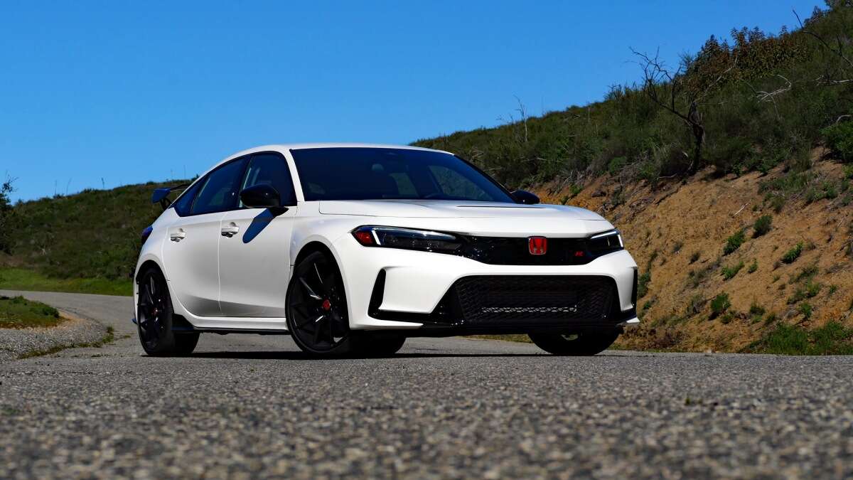 2025 Honda Civic Type R gets an $800 price increase over the 2024