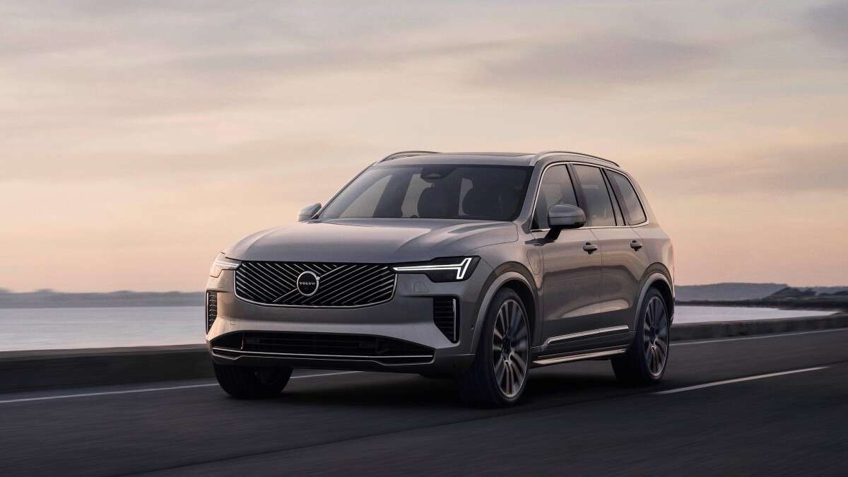 2025 Volvo XC90 gets new look, better tech, improved ride in heavy refresh