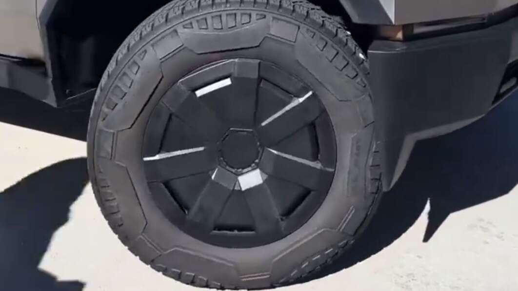 Tesla Cybertruck shows off new aero wheel cover for a base tire package