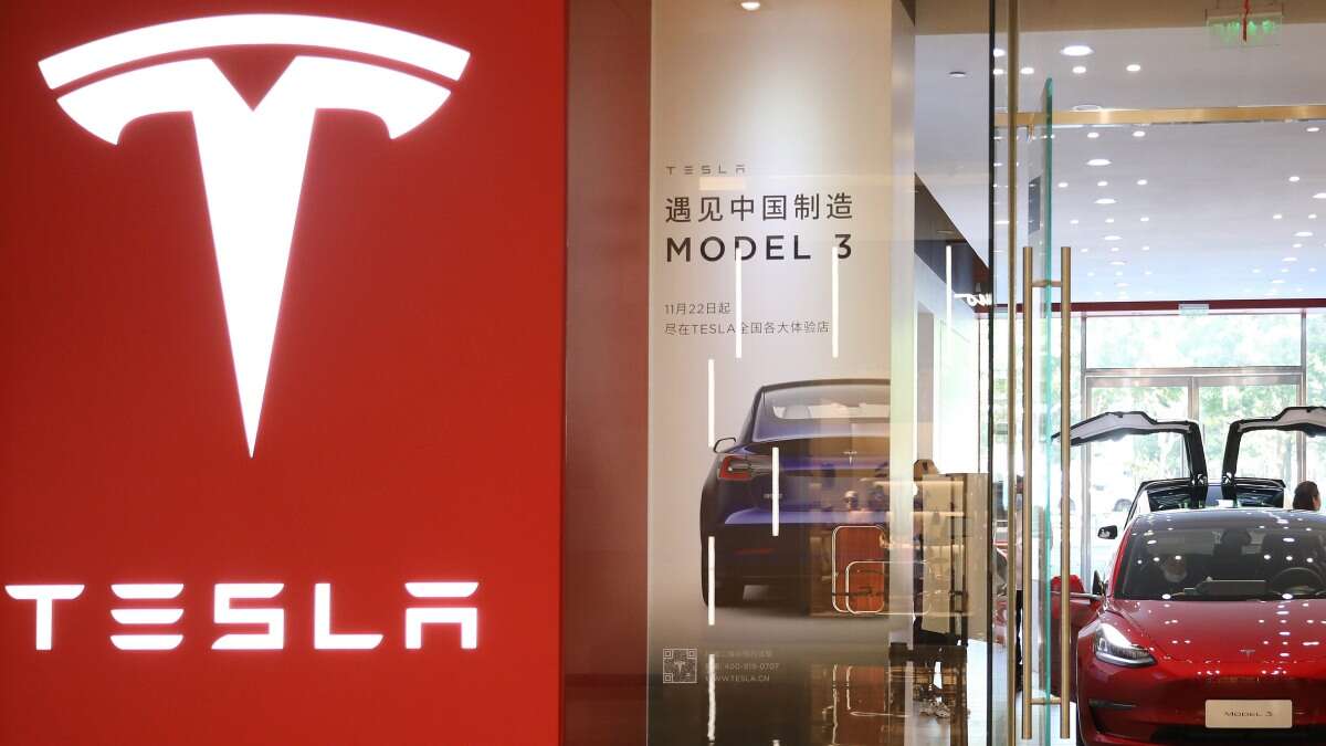 Tesla boosts sales in China — and may be planning a 6-seat Model Y