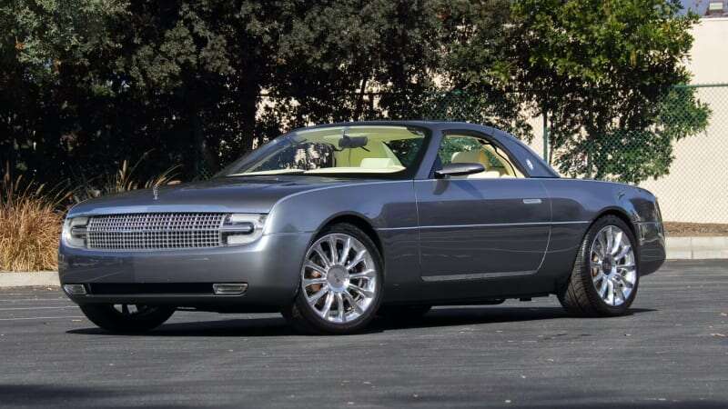 2004 Lincoln Mark X concept car goes to auction