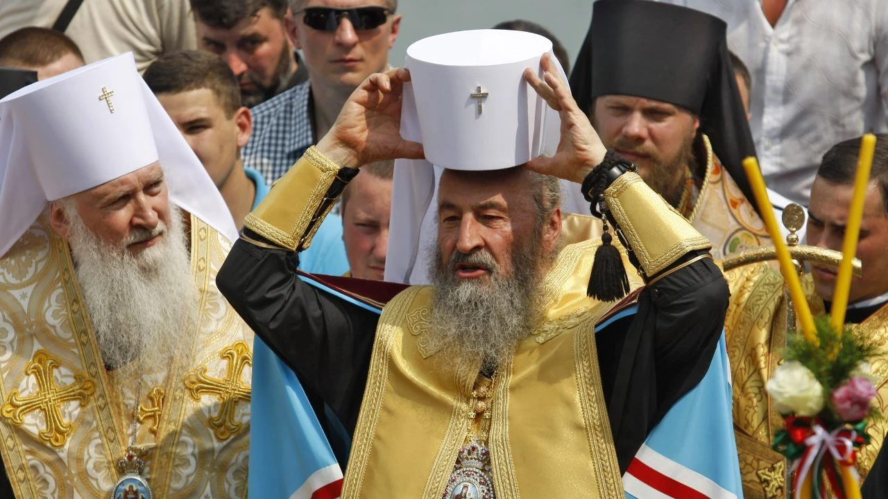 Prorosyjski metropolita stracił ukraińskie obywatelstwo. Zataił paszport