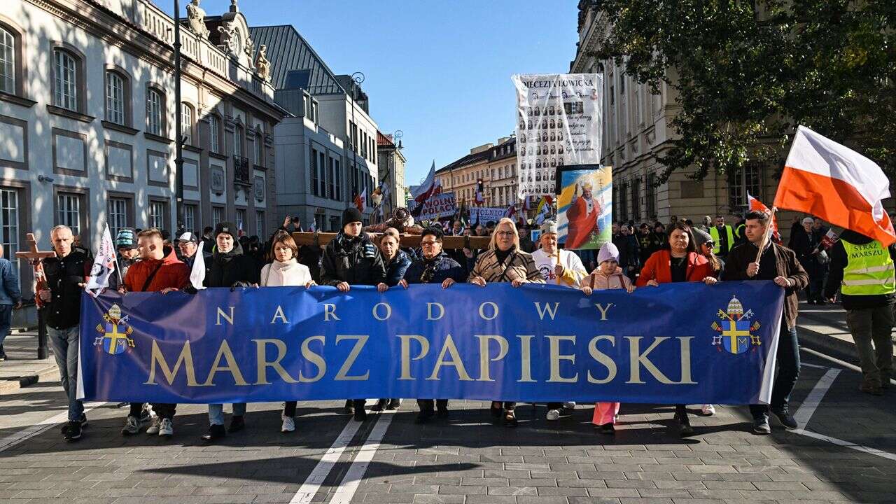 Marsz Papieski przeszedł ulicami Warszawy. Uczczono pamięć ks. Popiełuszki [WIDEO]