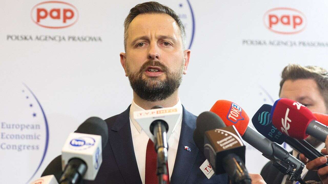 Minister preppersem. Dlaczego warto mieć gotowy plecak ewakuacyjny?