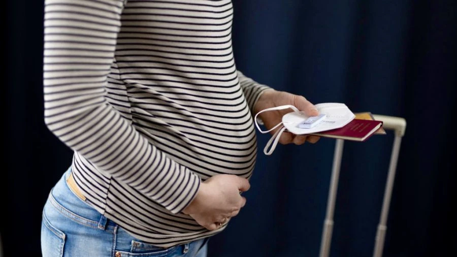 COVID-19 a ryzyko dla kobiet w ciąży – niepokojące wyniki nowych badań