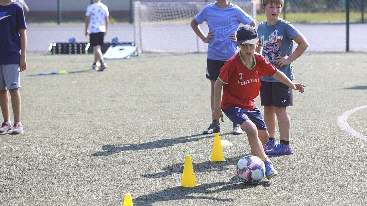 „Z Orlika Na Stadion”. Premier i „Lewy” promują kampanię