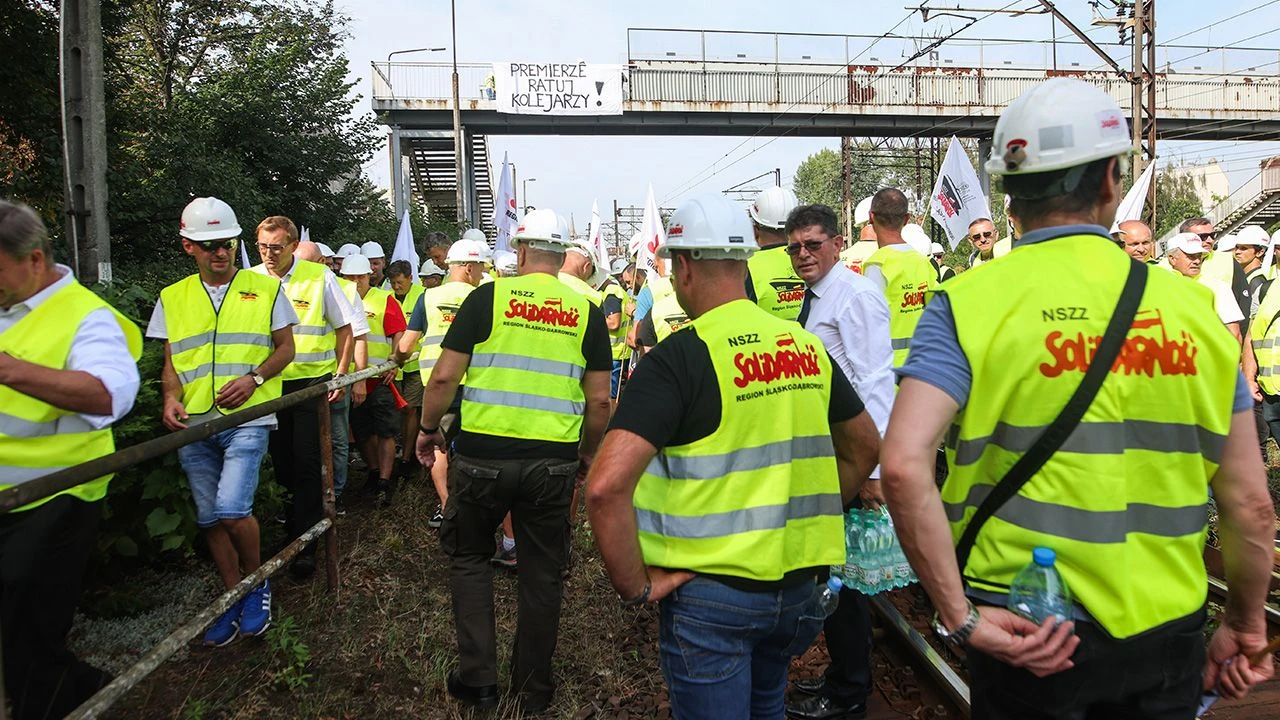 Kolejarze wychodzą na ulice. Mają dość wieloletnich zaniedbań