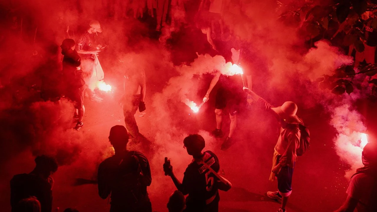 Feta zamieniła się w zamieszki. Setki zatrzymanych po wygranej PSG w LM
