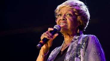 Cissy Houston, Whitney Houston's Grammy-Winning Mom, Dead At 91