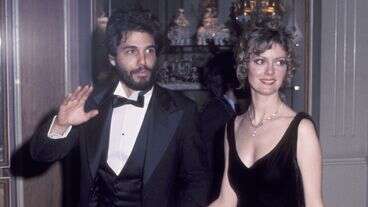 Susan Sarandon Shares The Real Reason She Never Dropped Her Last Name After Splitting From Chris Sarandon