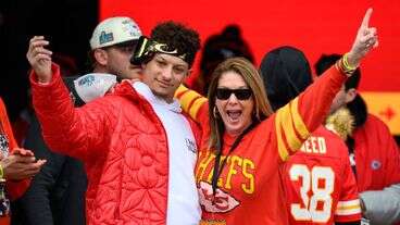 Patrick Mahomes’ Mother Makes Her Endorsement Before Monday Night Football