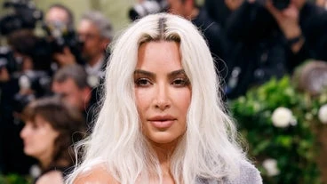 Kim K Explains Her 'Issue' With Walking At The Met Gala, And It All Makes Sense Now