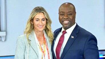 Sen. Tim Scott Marries Fiancee Mindy Noce In South Carolina Ceremony