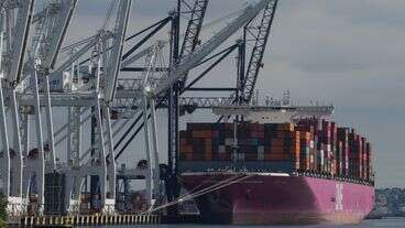 Major Longshoremen Strike Hits East Coast Ports