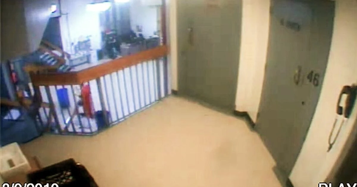 FBI habría editado video sobre muerte de Jeffrey Epstein, según expertos