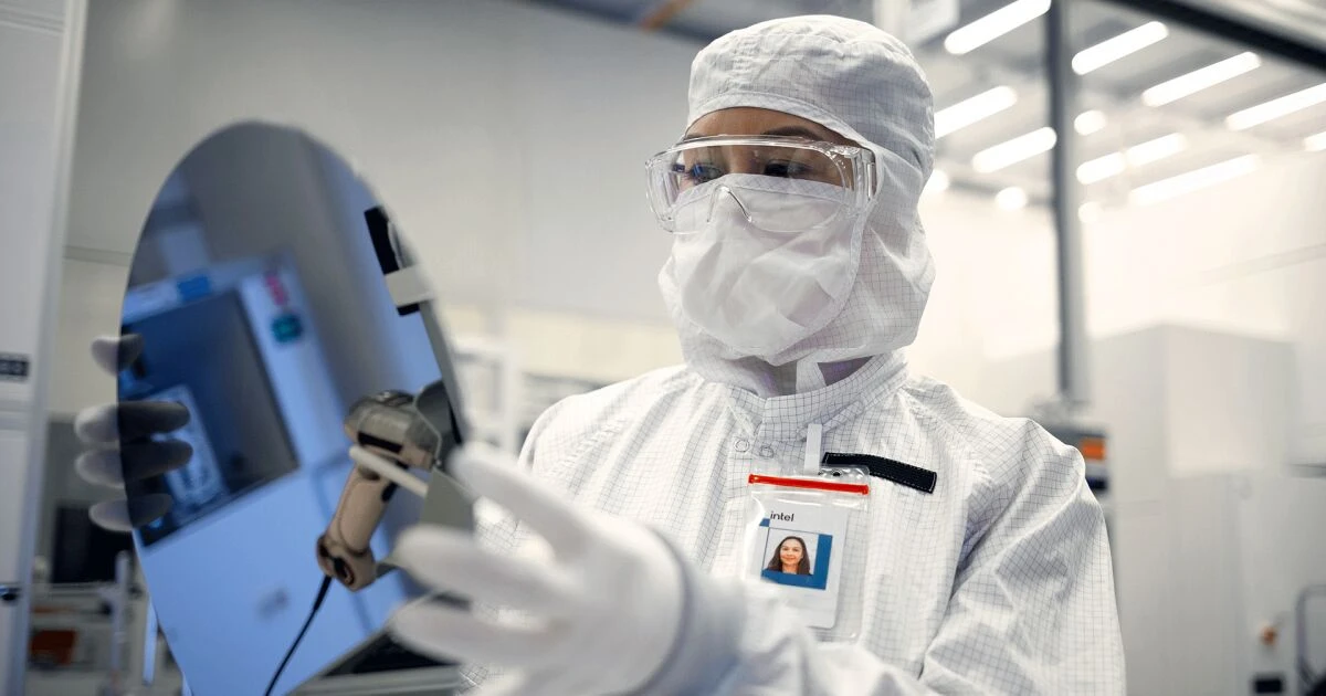 La batalla por el futuro de los chips: Intel le sube la apuesta a TSMC