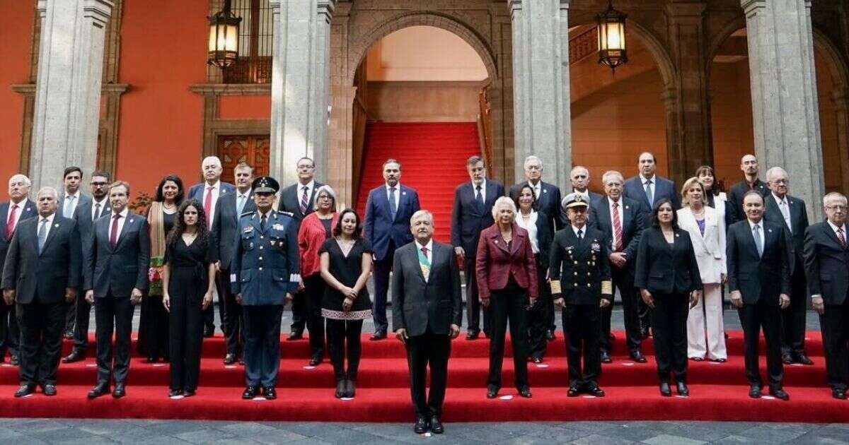 ¿Qué fue del primer gabinete de AMLO cuando llegó a la presidencia?