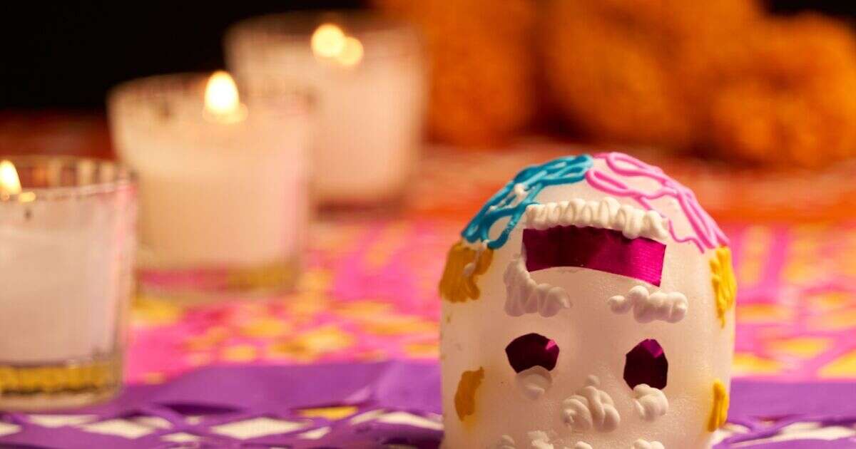 ¿Cuándo se pone la ofrenda por Día de muertos?