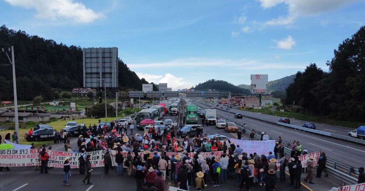 ¿Por qué bloquean la carretera México-Toluca? Cierre causa tráfico y caos