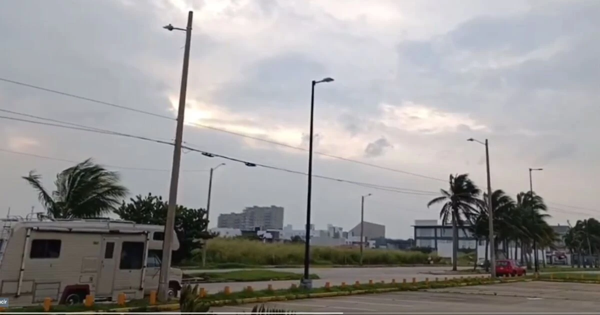 El frente frío número 13 dejará suspensión de clases, lluvias torrenciales y heladas