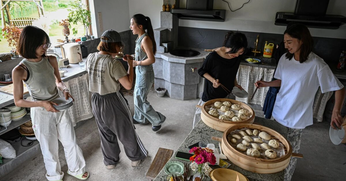Ni hombres, ni estrés: comunidades 100% femeninas florecen en China