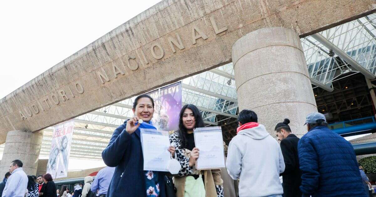 Brugada anuncia base a más de 24 mil trabajadores del Gobierno CDMX