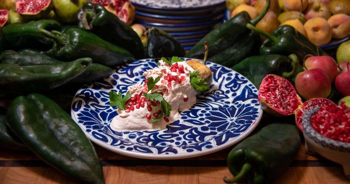 Tú época favorita llegó: Dónde comer chiles en nogada en CDMX