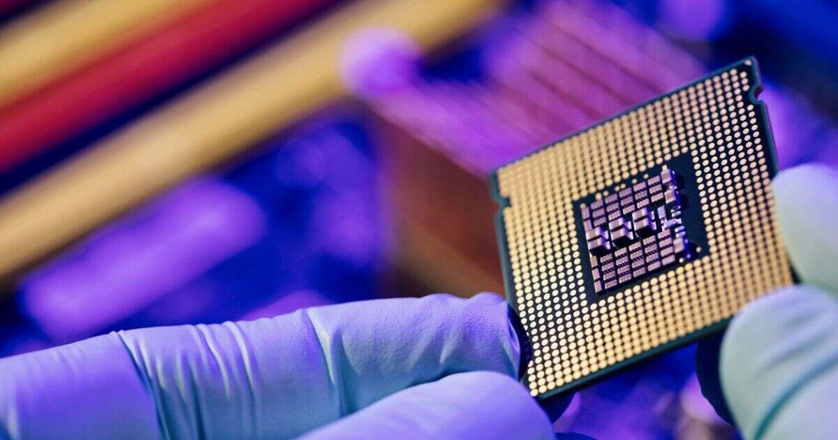 México y EU colaboran para desarrollar el talento en chips