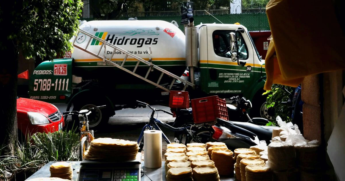 La CDMX anuncia nuevas reglas de tránsito para pipas y transporte de combustibles