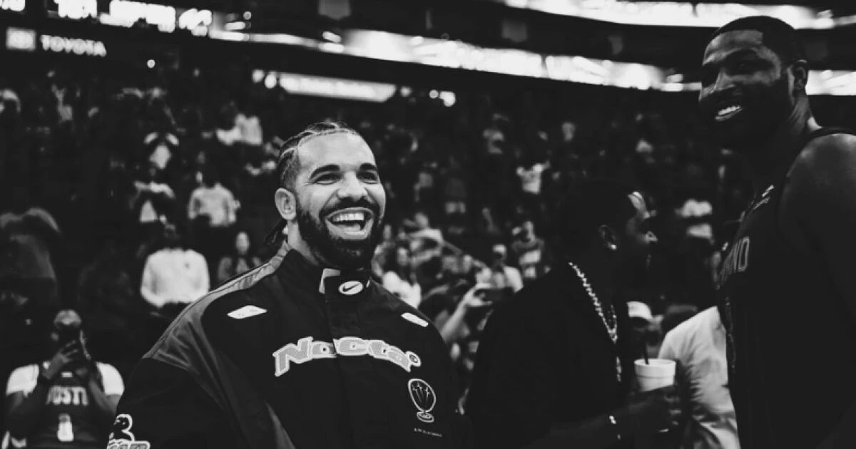 Drake es el primer artista con tres álbumes en listas de éxitos durante 10 años