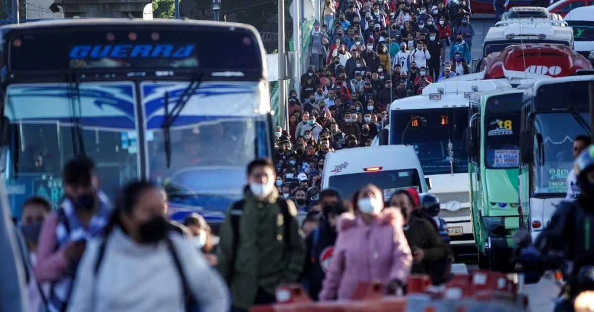 El Gobierno de la CDMX pide a transportistas frenar bloqueo del miércoles 29