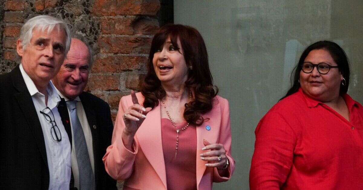 En evento morenista, Fernández de Kirchner festeja reforma judicial de AMLO