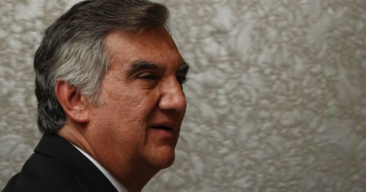 Américo Villarreal, el médico que gobierna la estratégica Tamaulipas, enfrenta cuestionamientos tras reporte en EU