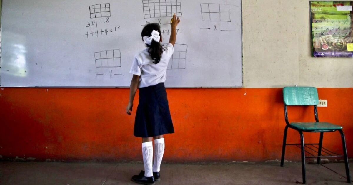 Sinaloa concluye un ciclo escolar marcado por la violencia y el calor extremo