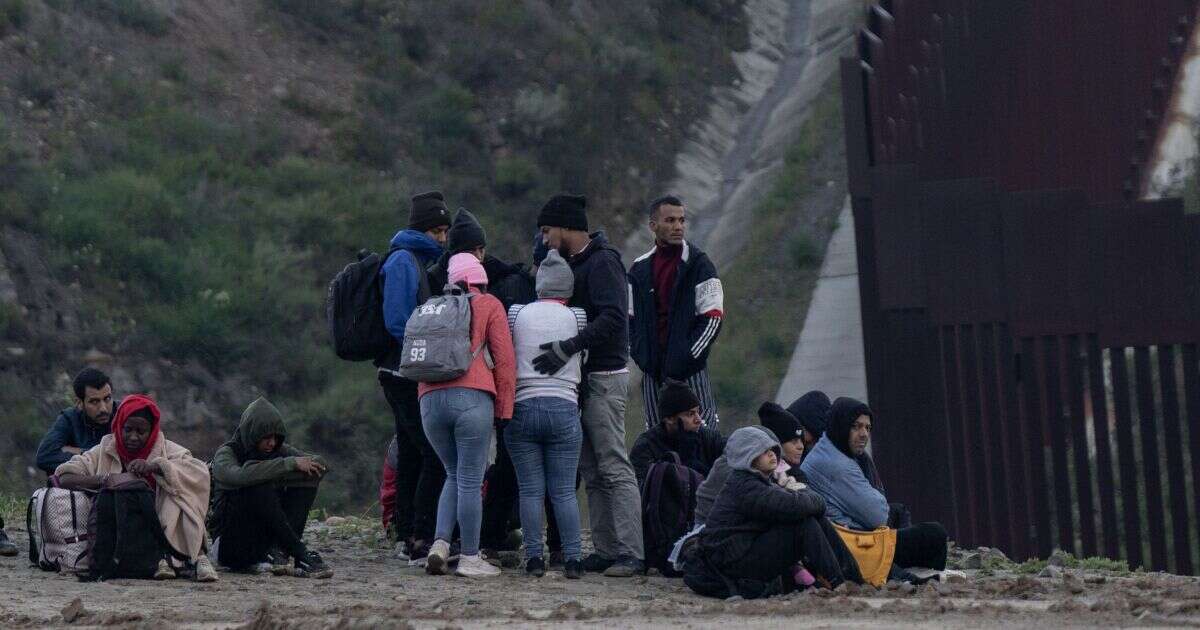 Municipios fronterizos alistan albergues a horas de la llegada de Trump