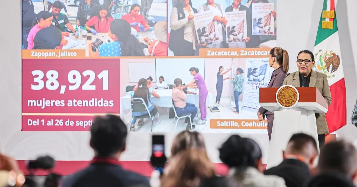 Entrega Segob 1.6 millones de artículos de primera necesidad