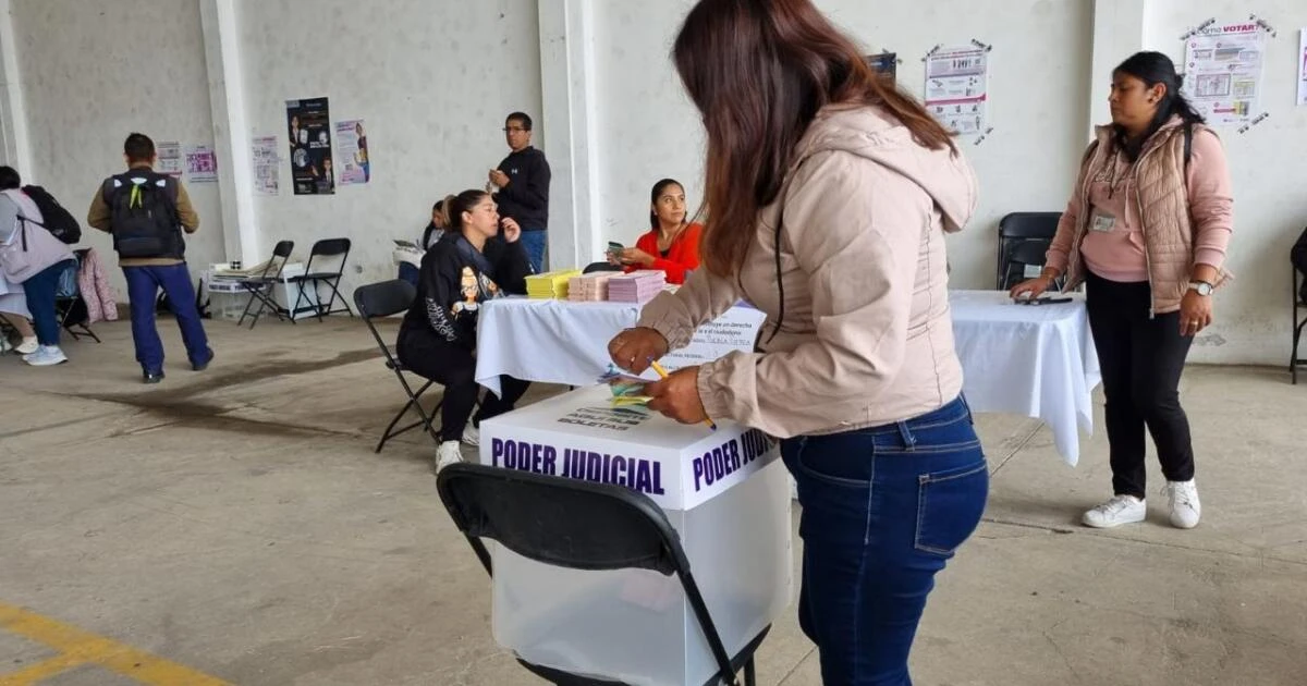 Hombres armados roban boletas en Puebla y las regresan marcadas