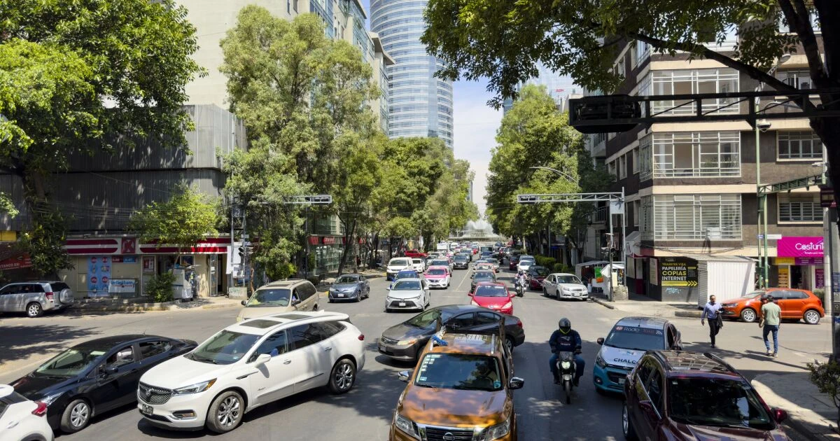 Hoy no circula 13 de mayo 2025: ¿Qué autos descansan este martes?