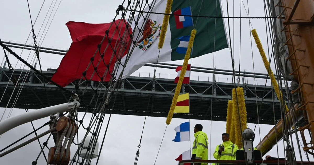 Buque Cuauhtémoc regresa a Nueva York tras pruebas en mar