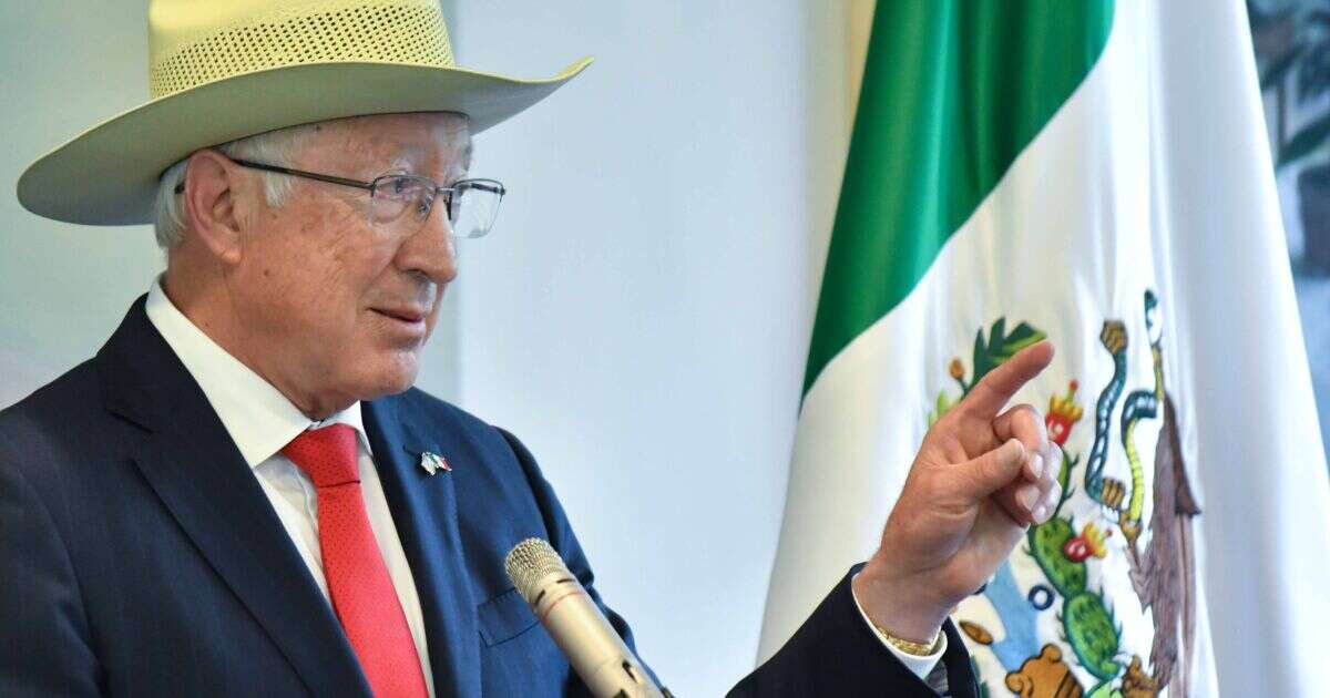 Ken Salazar: EU avala reforma judicial... pero tiene reserva en voto directo