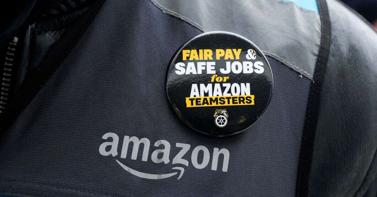 Trabajadores de Amazon se van a huelga previo a Navidad