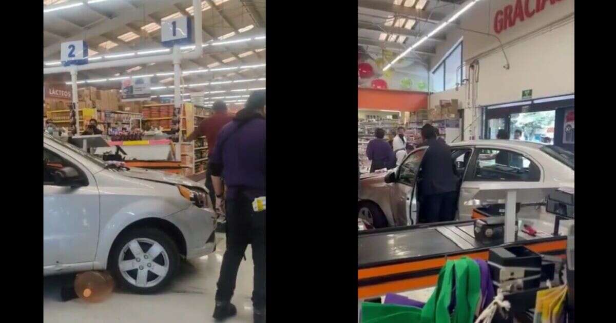 Auto pierde el control y se mete a supermercado en Coyoacán