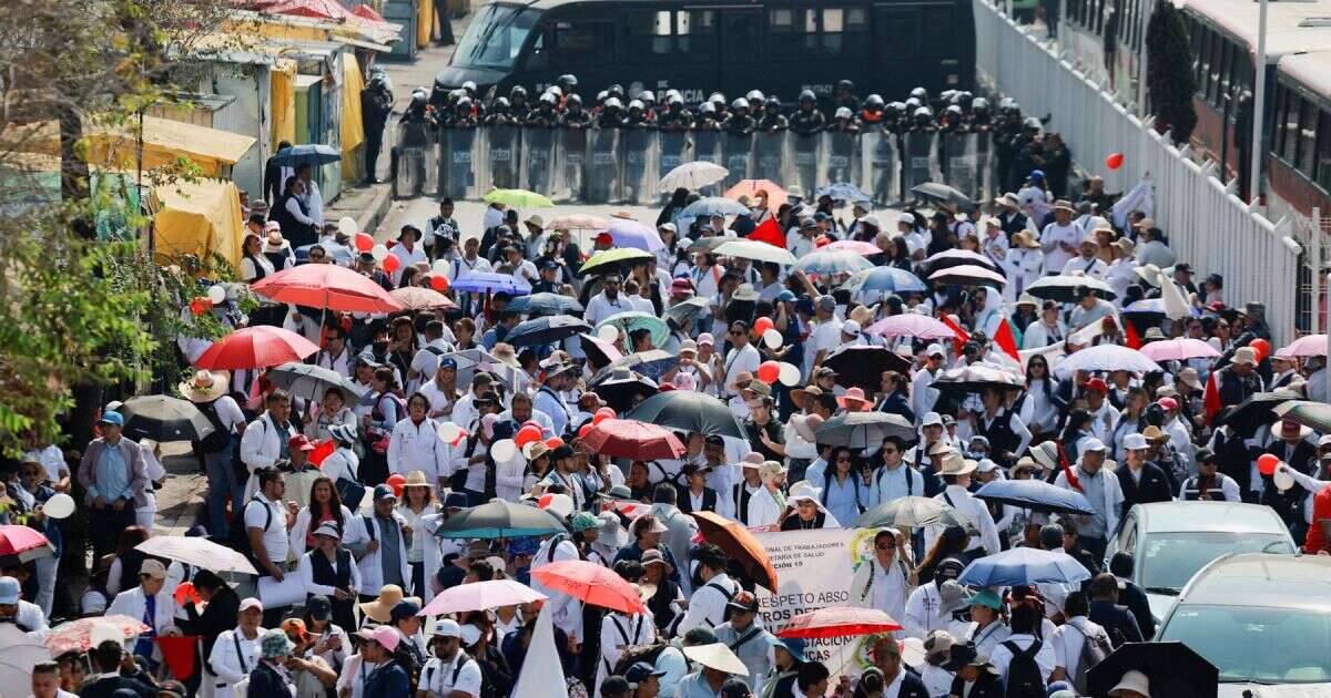 Desabasto, falta de plazas y precariedad laboral. La crisis de salud en Edomex